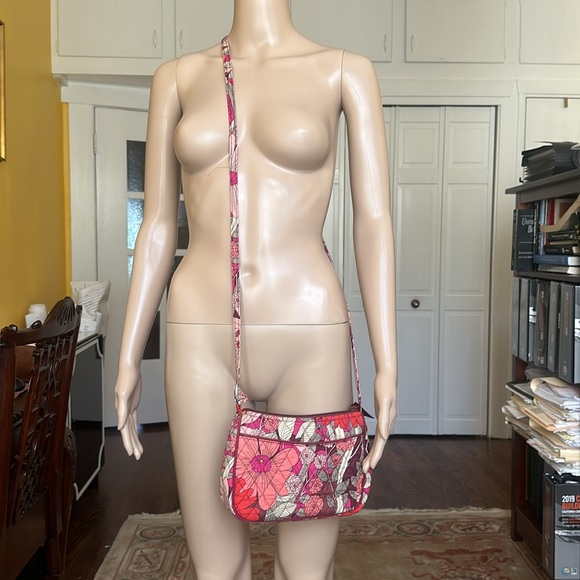 Vera Bradley Bohemian Blooms Little Crossbody Bag Purse Small Red Floral - Picture 14 of 15